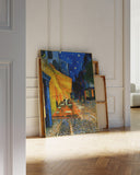 Vincent van Gogh - Nachtcafé/Nachts vor dem Café an der Place du Forum in Arles (1888)