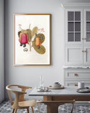 Pflanze mit roten Früchten und Blüten