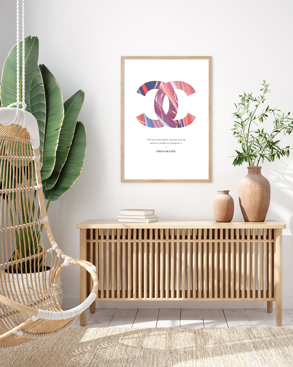 Zitat von Coco Chanel - Mode-Ikone - Muster in Pastellfarben