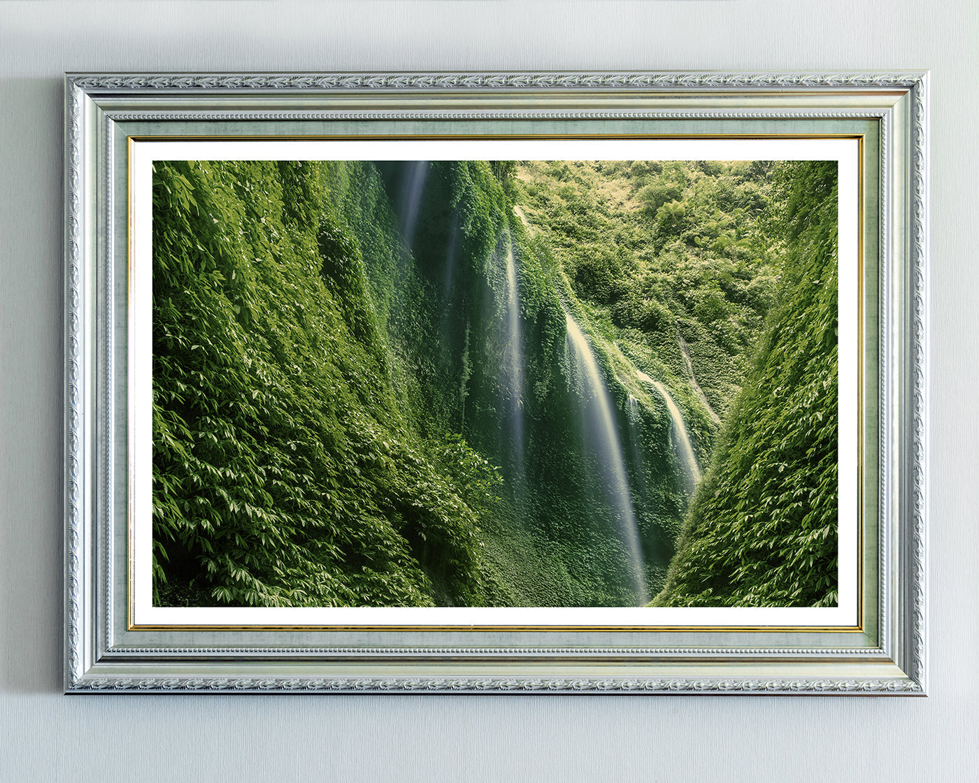 Wasserfälle im Regenwald