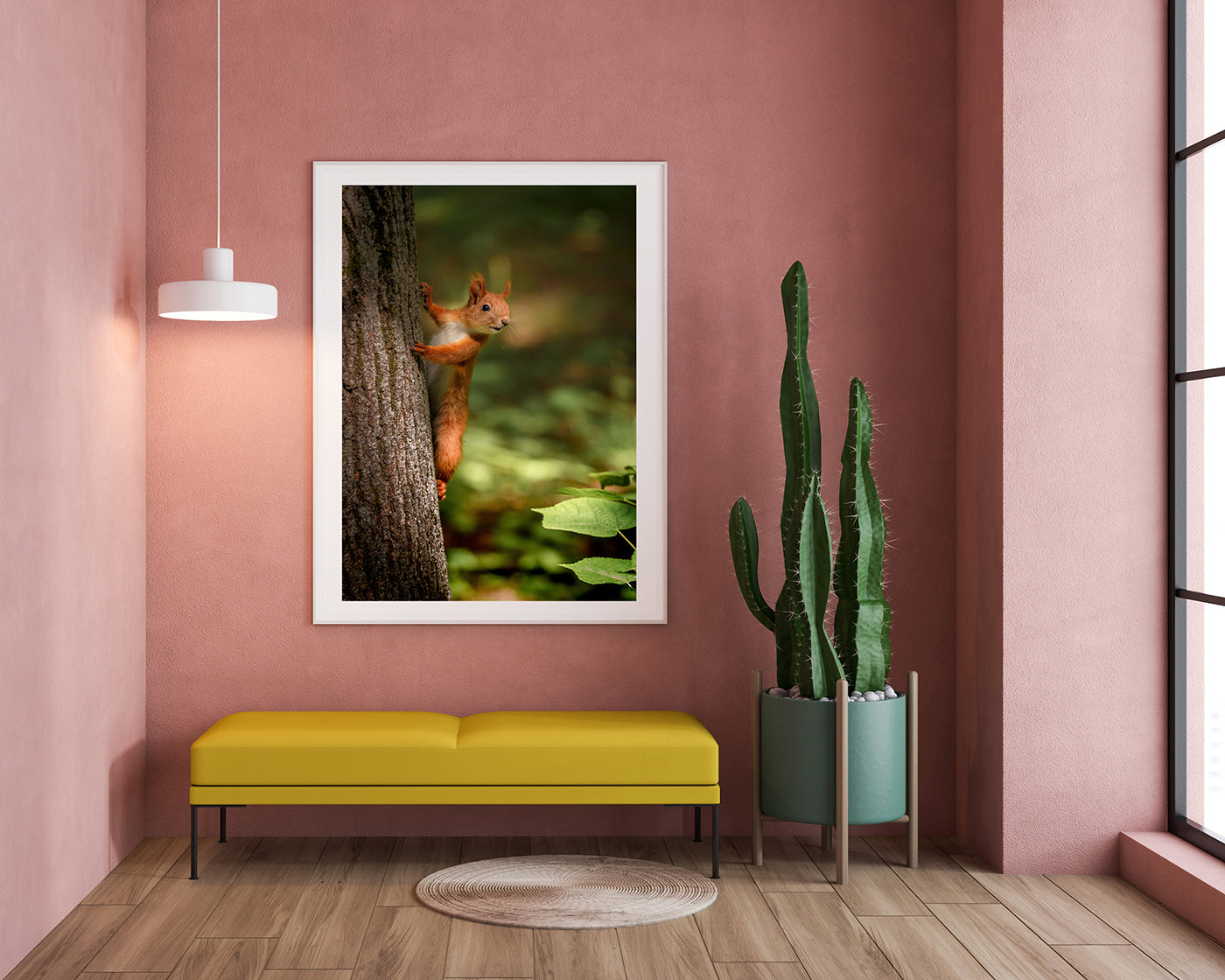 Eichhörnchen am Baum