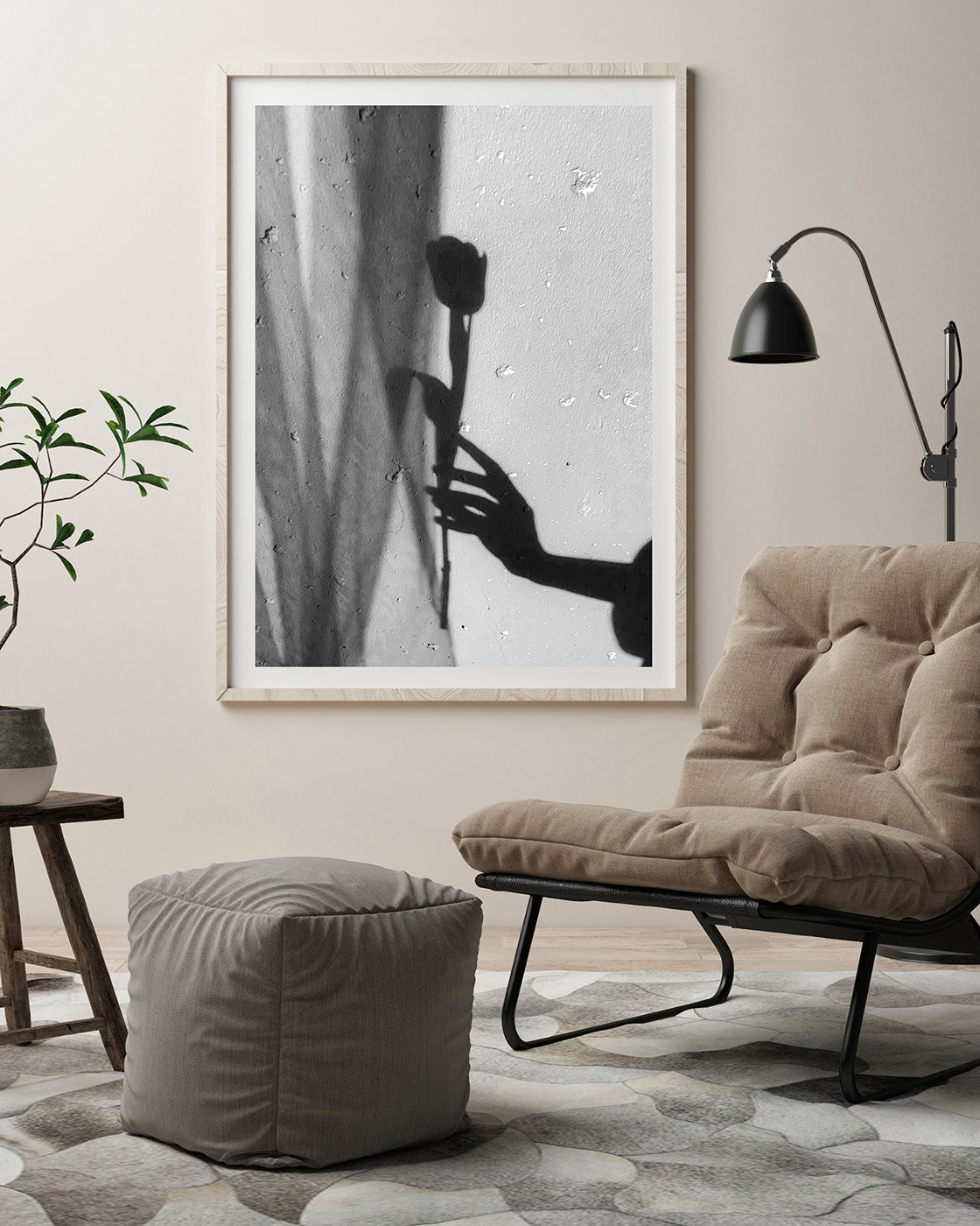 Rose im Schatten - Schwarz-Weiß