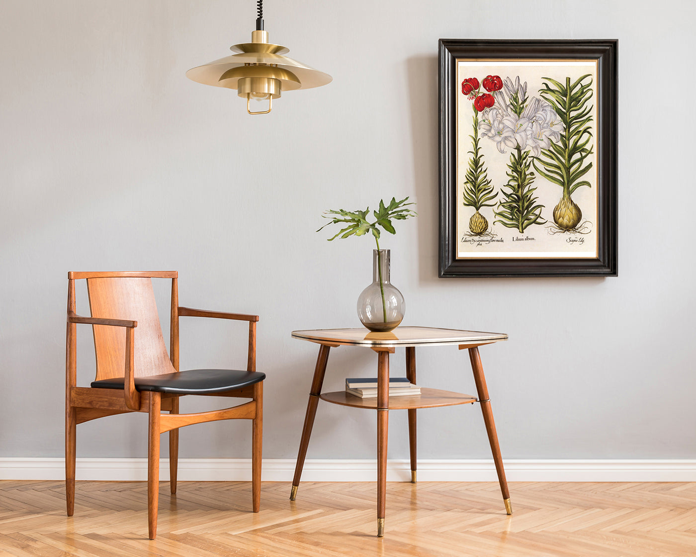 Weiße und rote Lilien