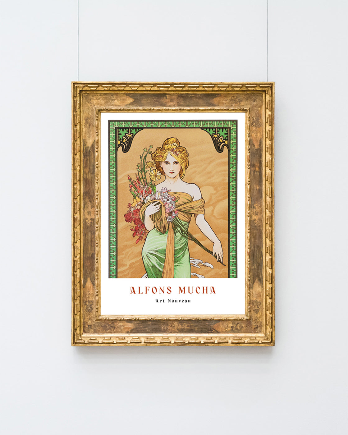 Alfons Mucha - Museum-Poster Frau in grünem Kleid mit Blumen