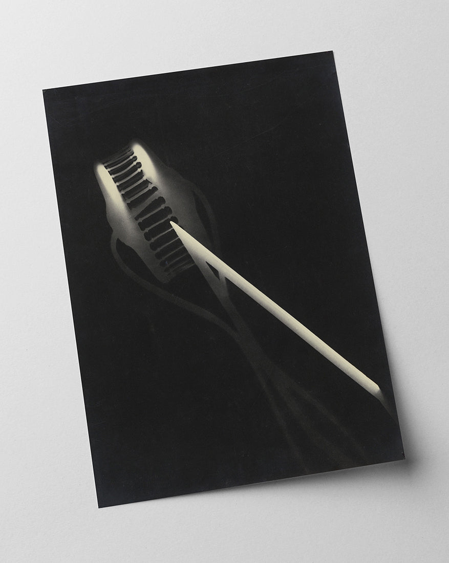 László Moholy Nagy - Abstrakte Formen in schwarz-weiß