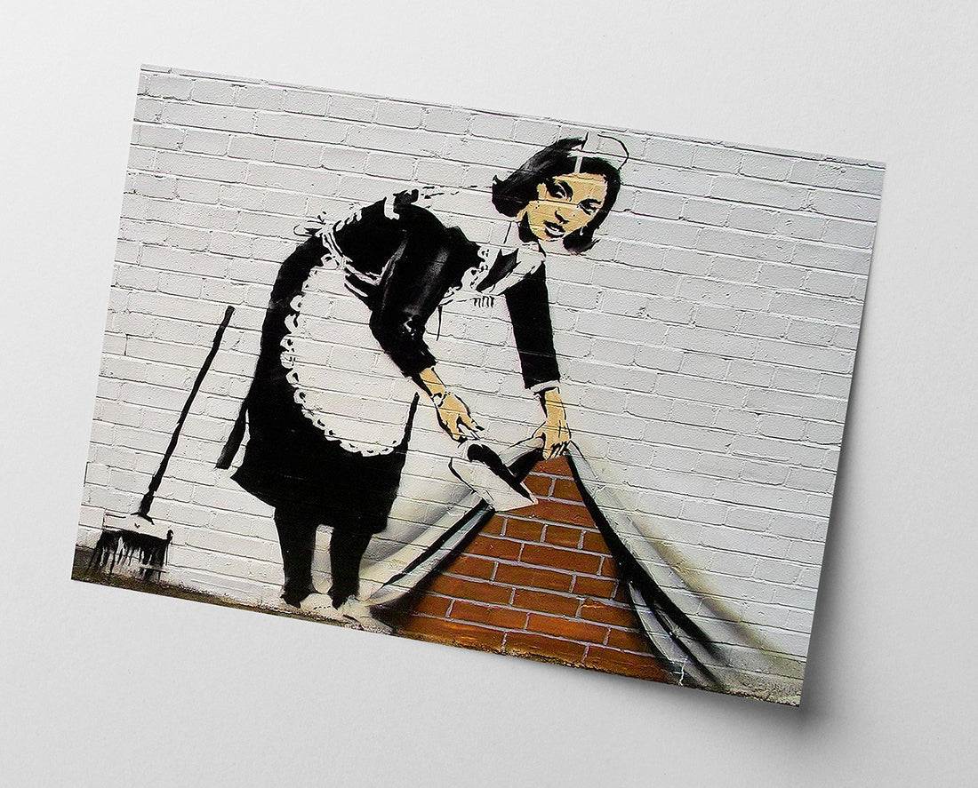 Banksy - Putzfrau kehrt Dreck unter Wand-Bemalung Graffiti Street Art