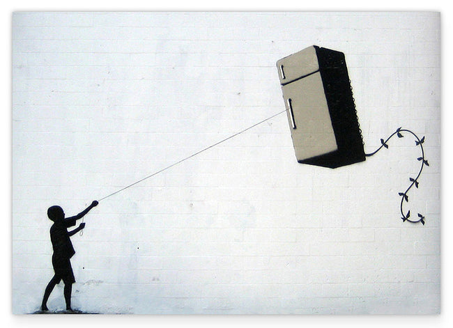 Banksy - Junge macht Fridge (Kühlschrank) Kite Street Art urban Kunst modern Hover Image