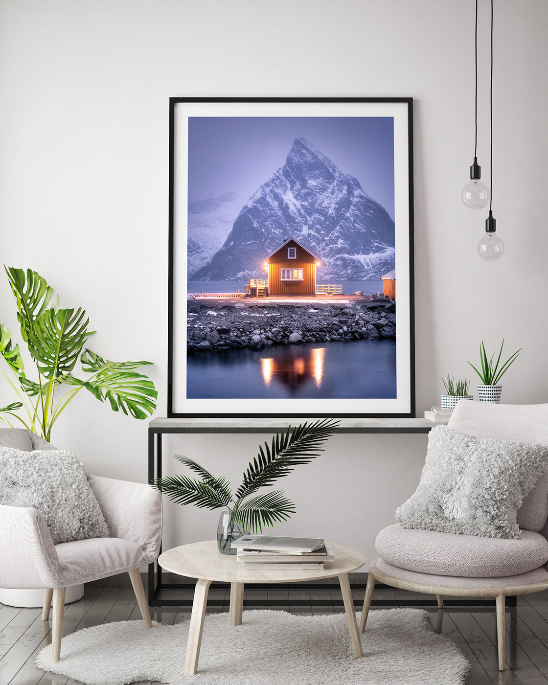 Bergsee-Hütte im Nebel