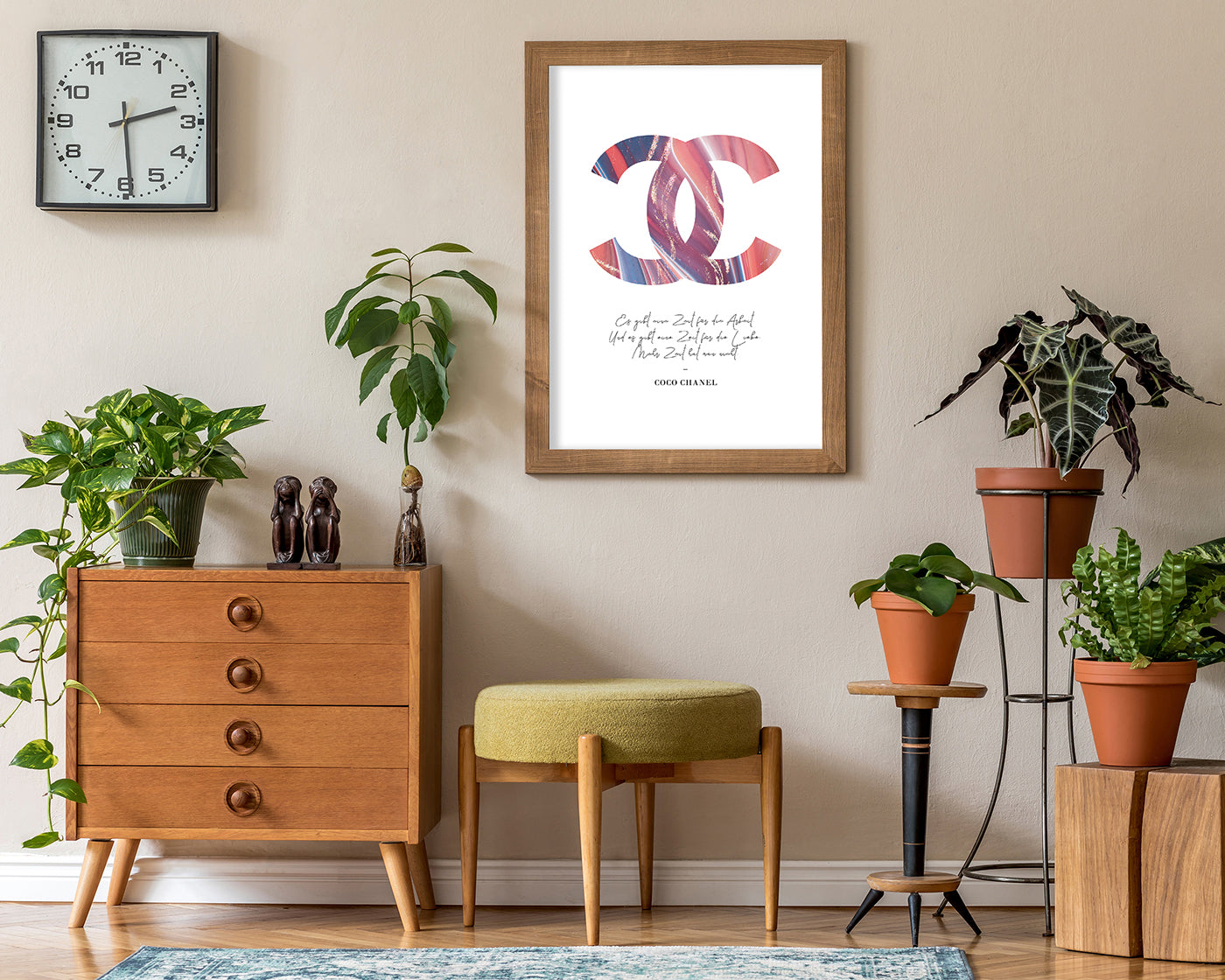 Zitat von Coco Chanel - Mode-Ikone - Muster in Pastellfarben