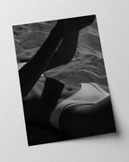 Frau am Strand - Schwarz-Weiß