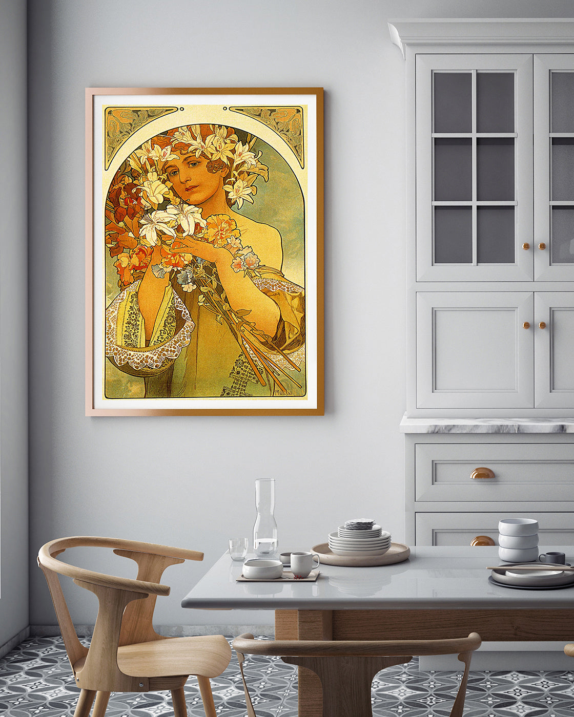 Alfons Mucha - Frau mit Blumen auf Kopf