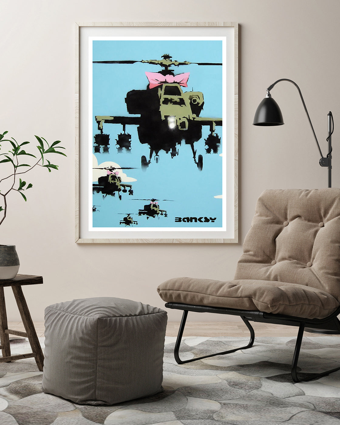 Banksy - Museum-Poster Kampfhubschrauber mit rosa Schleife