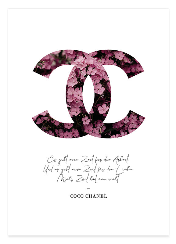 Zitat von Coco Chanel - Mode-Ikone - Rosa Blumen Hover Image
